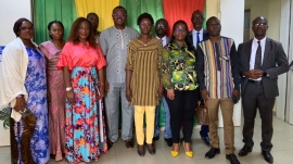 Les deux délégations (IPS-CGRAE_CI et CNSS_BF) à la fin des travaux