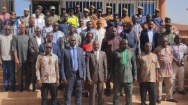 Les participants à la rencontre